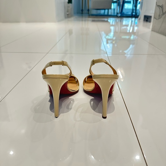 Christian Louboutin Cream Pointed-Toe Heels - Picture 3 of 6